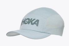 Cargar imagen en el visor de la galería, Hoka Run Hat MNRN